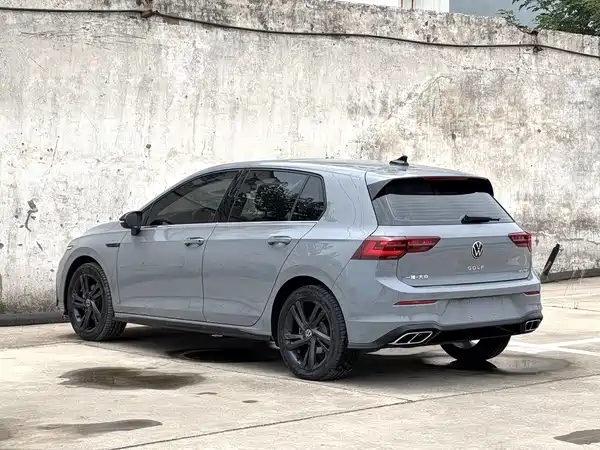 Volkswagen Golf 2023