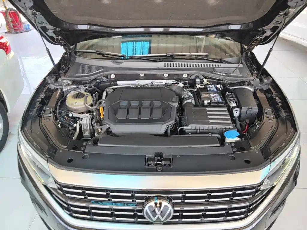 Volkswagen Passat 2021 — фото 20