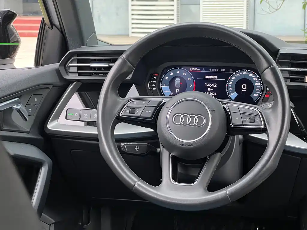 Audi A3 2022 — фото 18