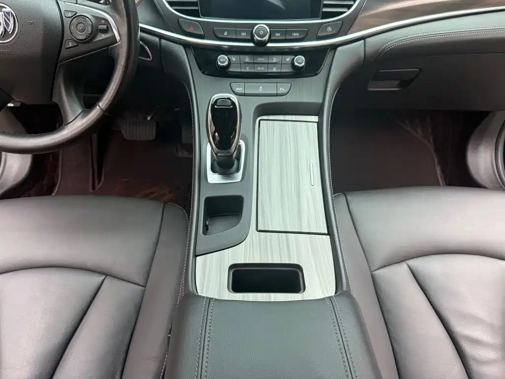 Buick LaCrosse 2021 — фото 10
