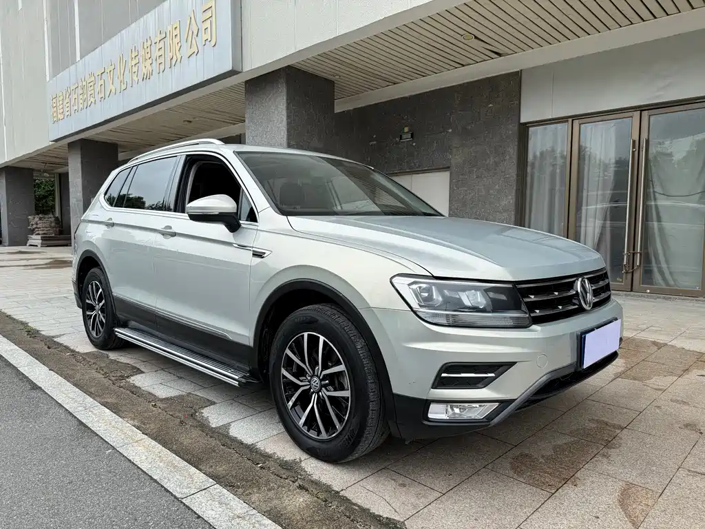 Volkswagen Tiguan L 2018