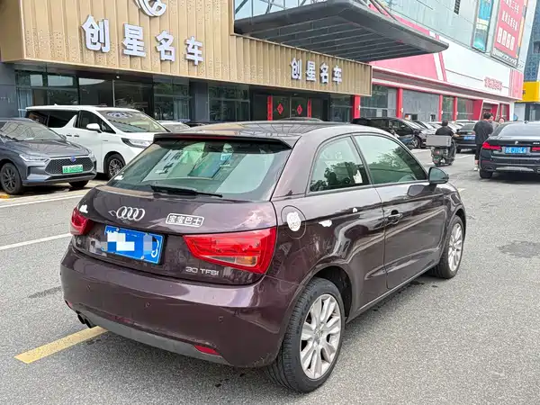 Audi A1 2015