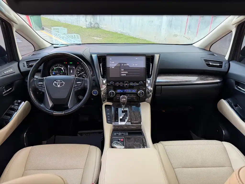 Toyota Vellfire 2022 — фото 5