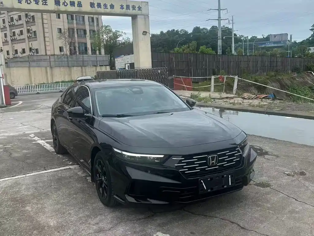 Honda Accord 2025 — фото 2
