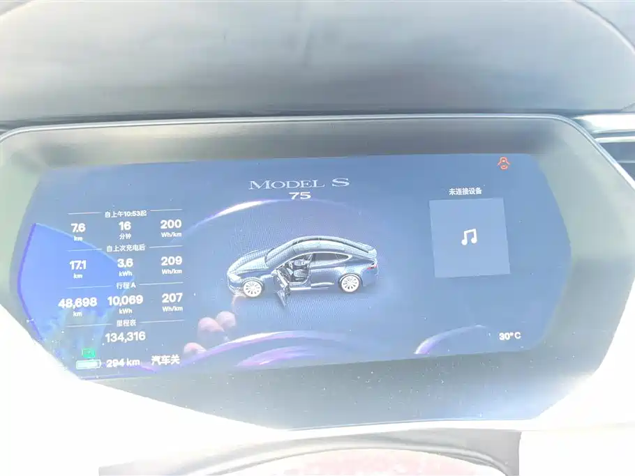Tesla Model S 2016 — фото 14