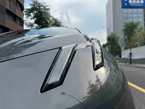 Lynk & Co Z20 2025