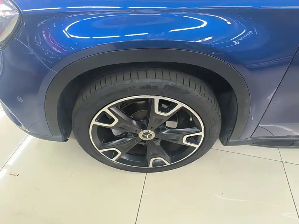 Mercedes-Benz GLA 2018 — фото 23