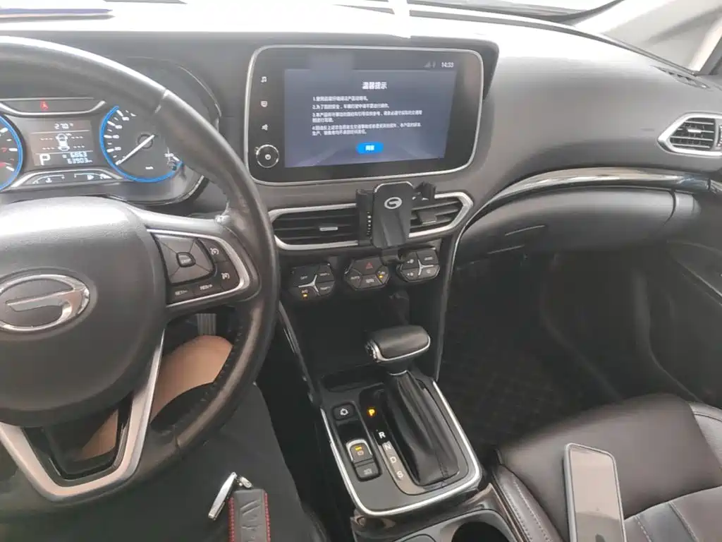 GAC Motor Trumpchi GS4 2018 — фото 10
