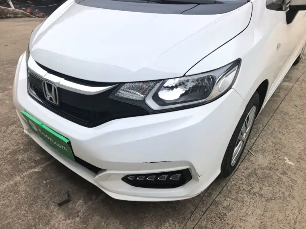 Honda Fit 2018 — фото 24