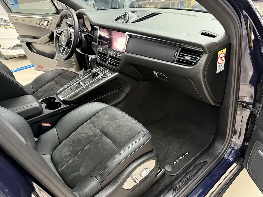 Porsche Macan 2019 — фото 9