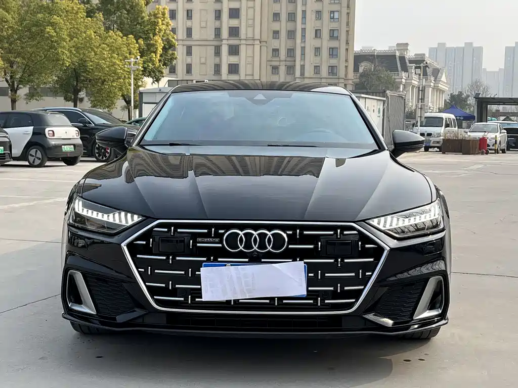 Audi A7L 2024 — фото 1
