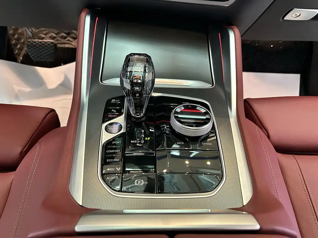 BMW X6 2023 — фото 10