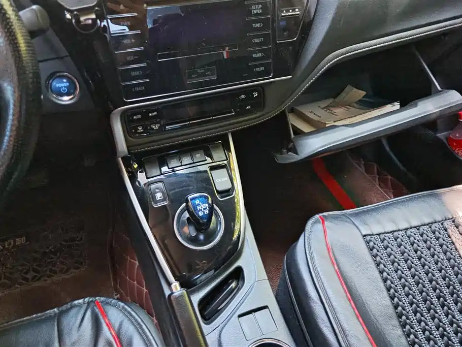 Toyota Corolla Hybrid 2019 — фото 16
