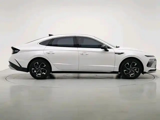 Hyundai Sonata 2025 — фото 3