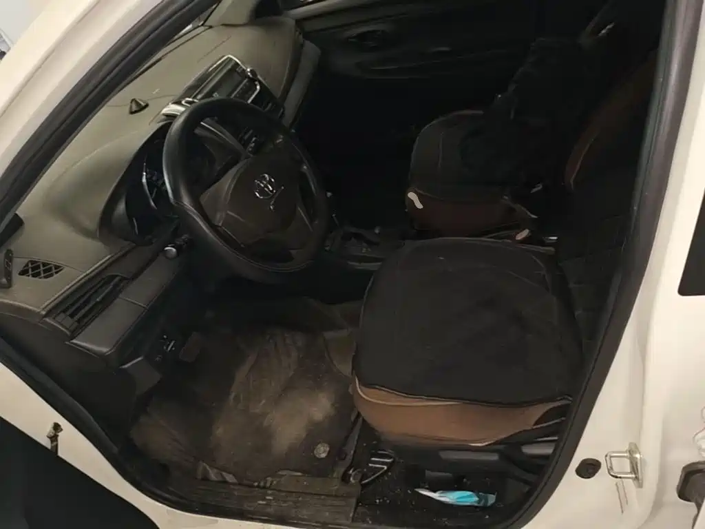 Toyota Vios 2015 — фото 15