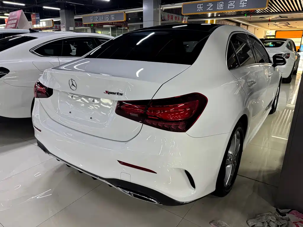 Mercedes-Benz A-Class 2023 — фото 9