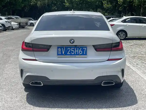 BMW 3 Series 2021