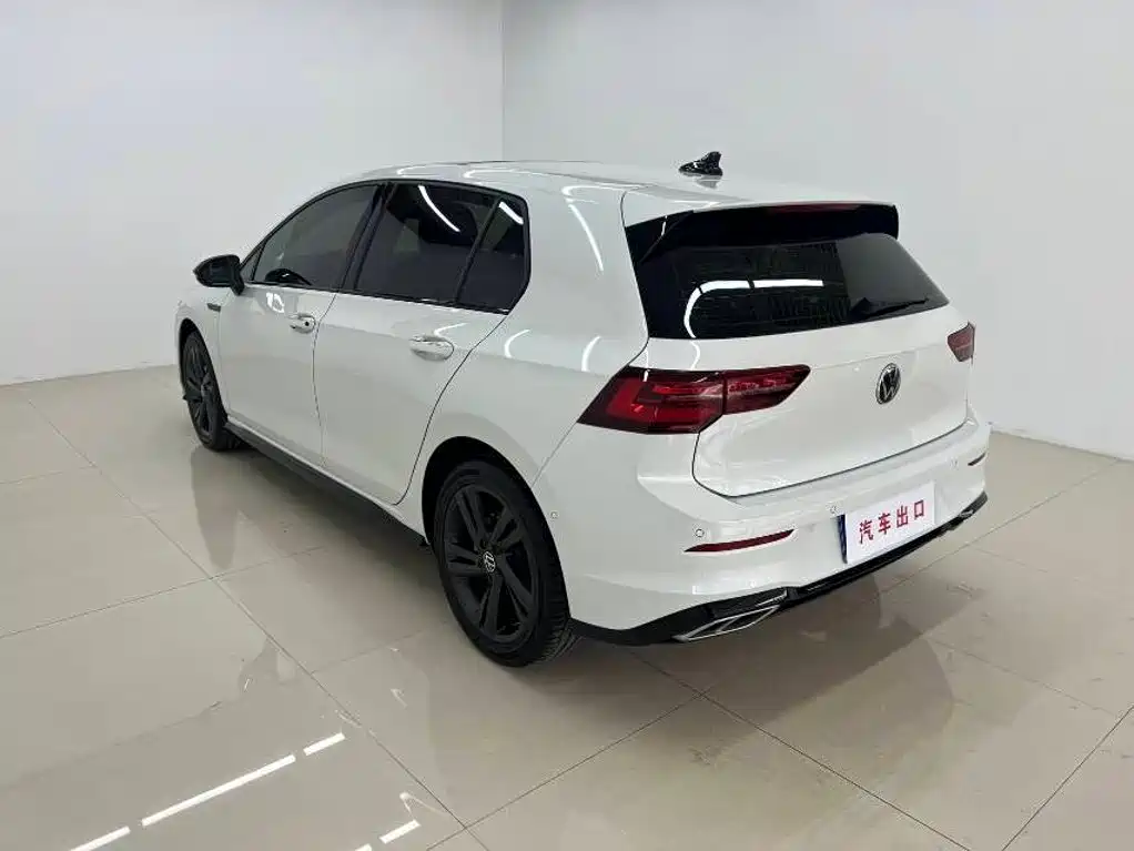 Volkswagen Golf 2023