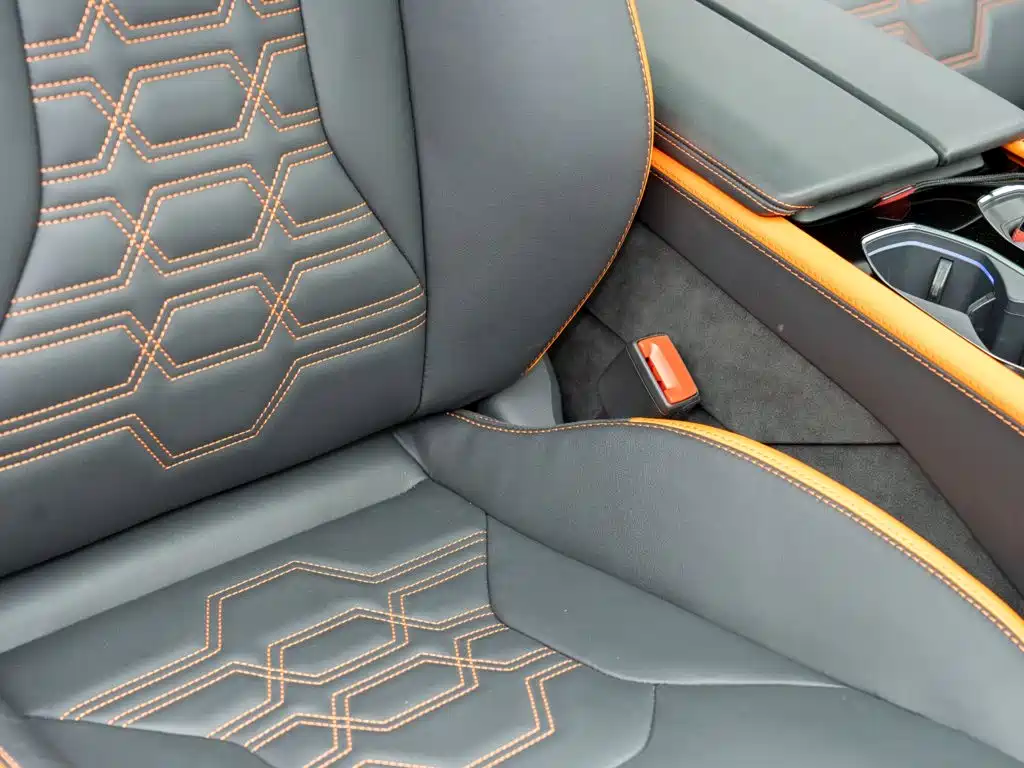 Lamborghini Urus SE 2025 — фото 16