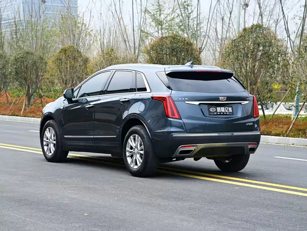 Cadillac XT5 2024 — фото 15