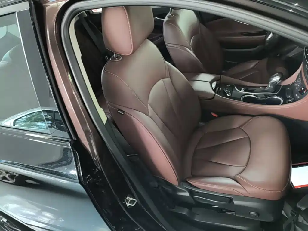 Buick Envision Plus 2020 — фото 25