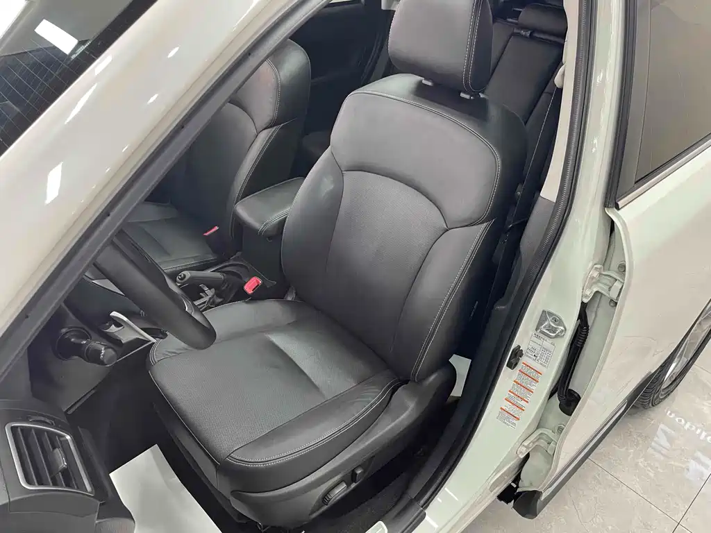Subaru Forester 2016 — фото 15