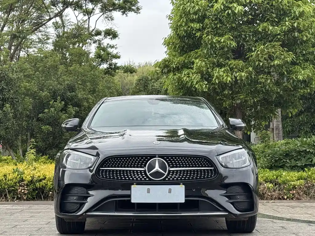 Mercedes-Benz E-Class 2022 — фото 2