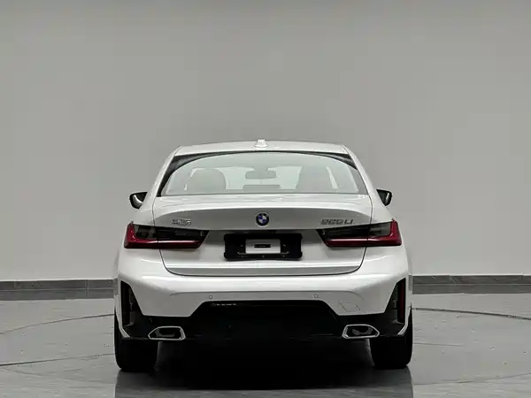 BMW 3 Series 2024