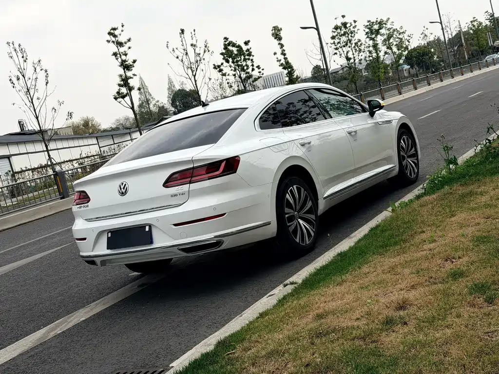 Volkswagen CC 2020 — фото 17