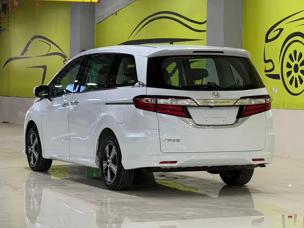 Honda Odyssey 2018 — фото 5