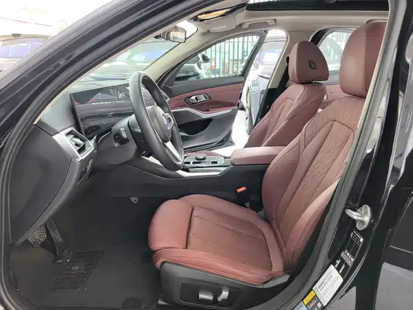 BMW i3 2023