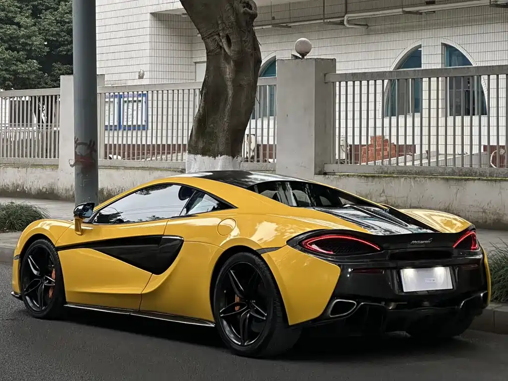 McLaren 570 2016 — фото 3