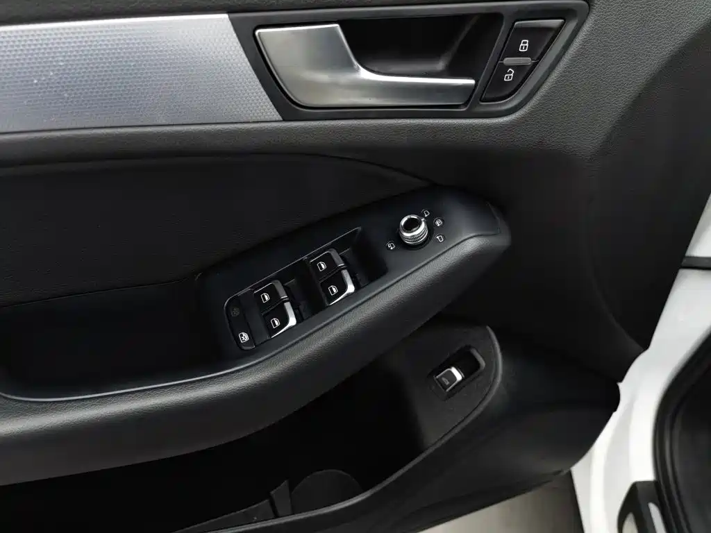 Audi Q5 2014 — фото 9