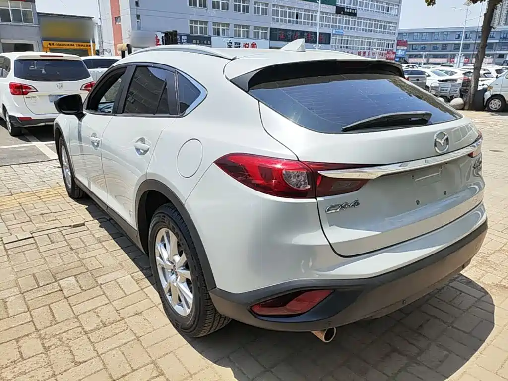 Mazda CX-4 2017 — фото 5