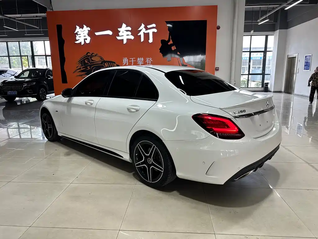 Mercedes-Benz C-Class 2021 — фото 4