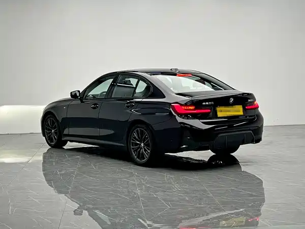 BMW 3 Series 2023