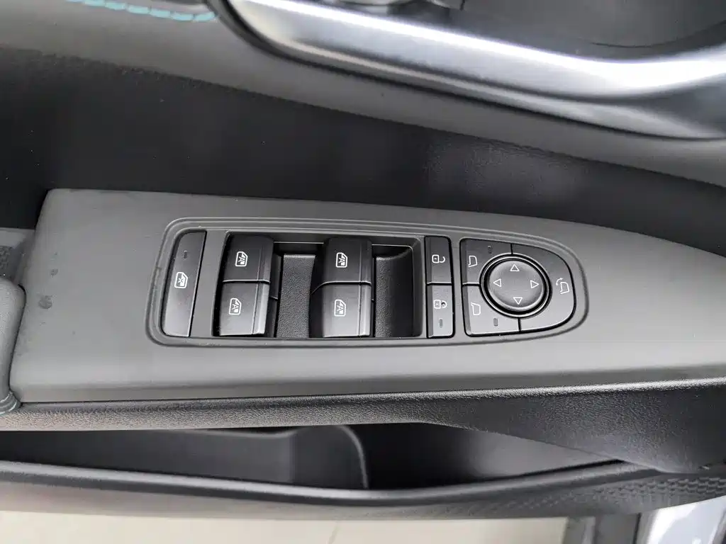 BYD Qin PLUS 2025 — фото 9