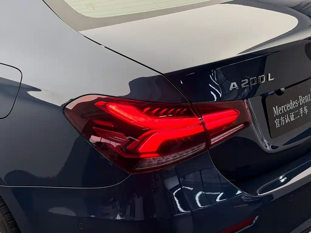 Mercedes-Benz A-Class 2019 — фото 19