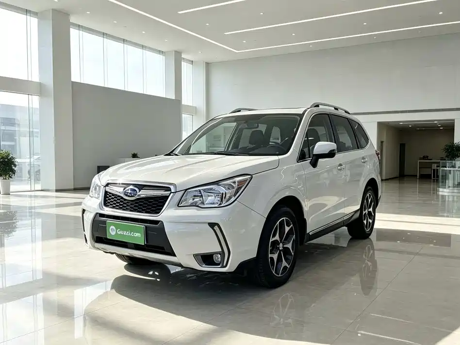 Subaru Forester 2015 — фото 2