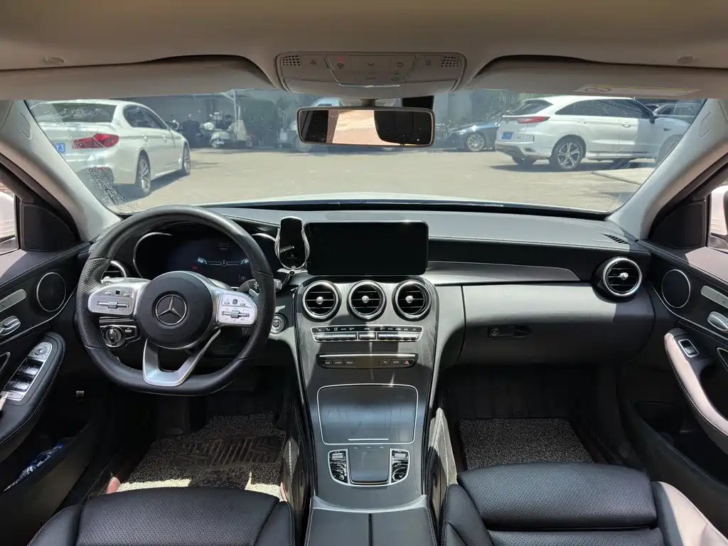 Mercedes-Benz C-Class 2020 — фото 6