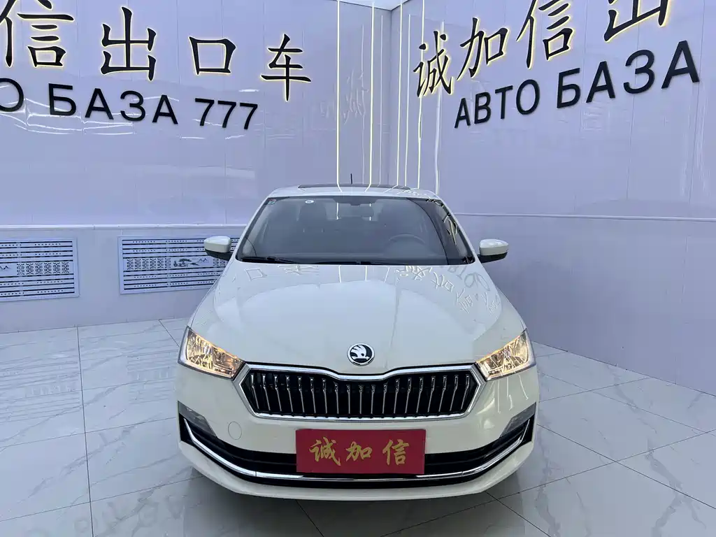 Skoda Rapid 2022 — фото 2