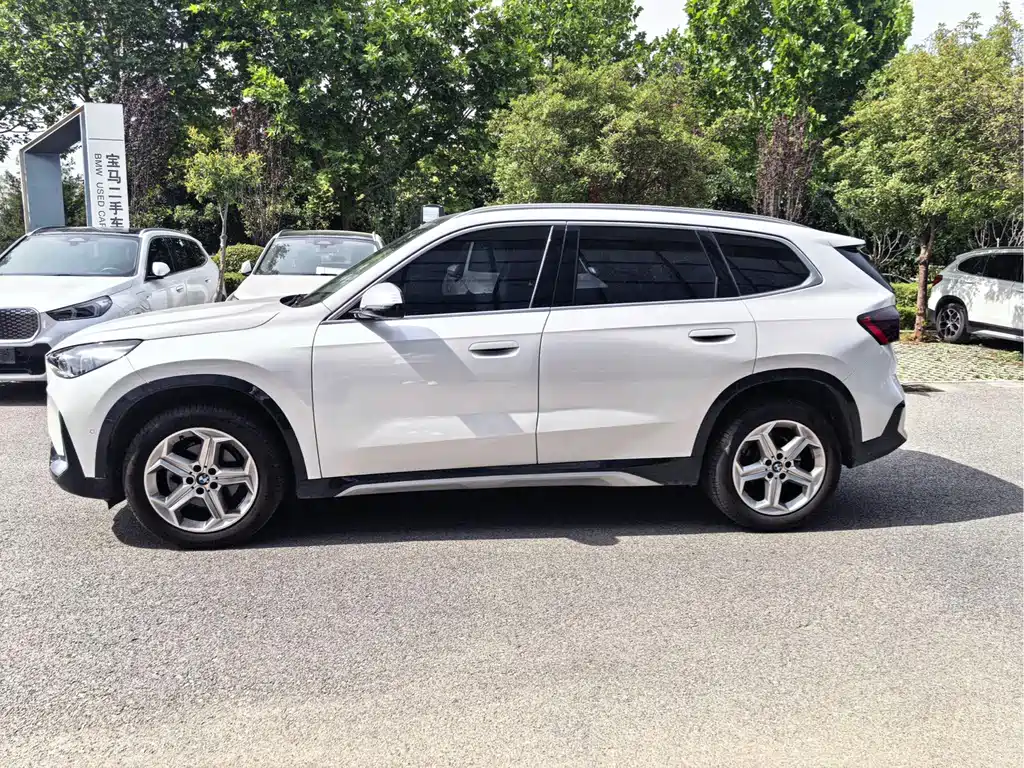 BMW X1 2023 — фото 3