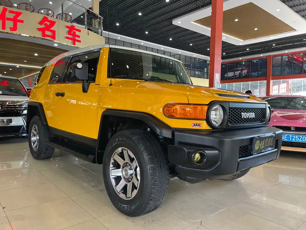 Toyota FJ Cruiser 2019 — фото 3