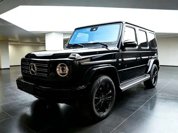 Mercedes-Benz G-Class 2023