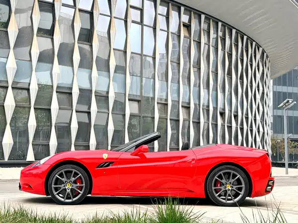 Ferrari California T 2009