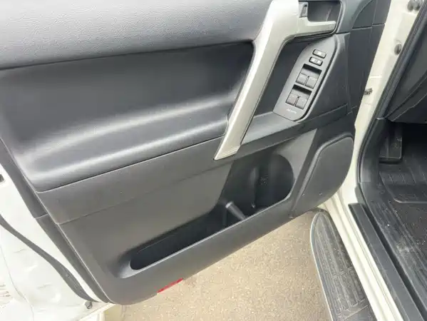 Toyota Prado 2018