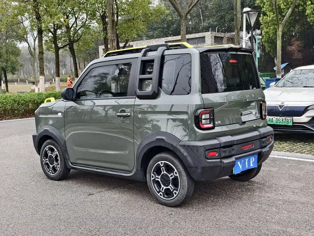 Geely Galaxy Panda 2025 — фото 10