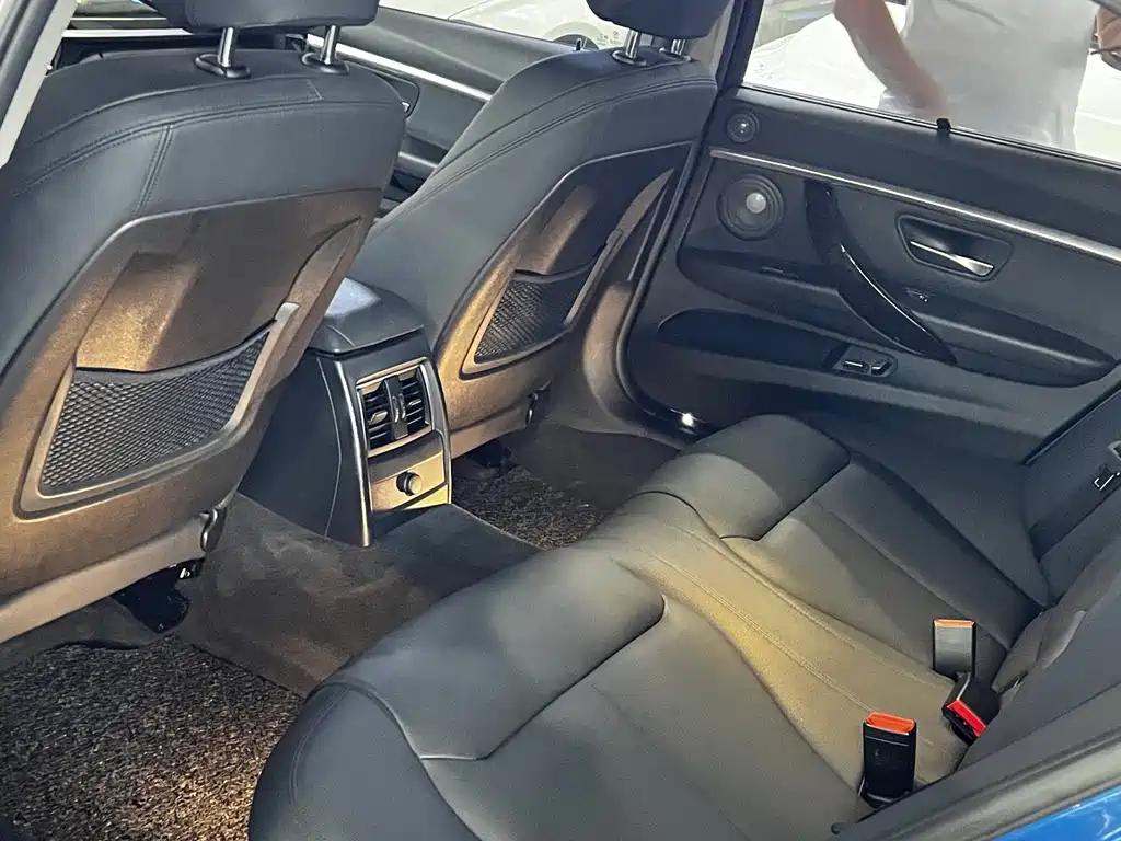 BMW 3 Series 2019