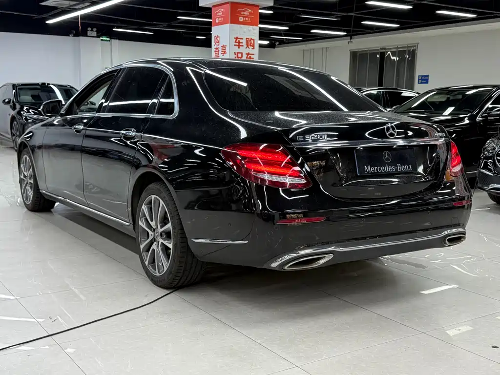 Mercedes-Benz E-Class 2017 — фото 8