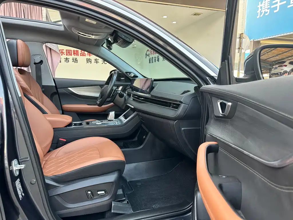 Chery Tiggo 8 PLUS 2022 — фото 17